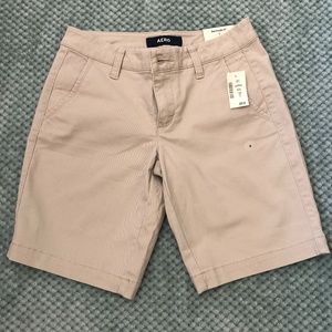 Aero Bermuda Shorts, Mid-rise, Size 0